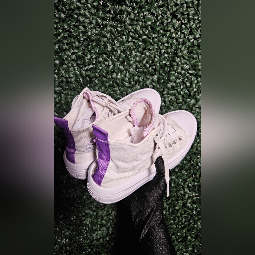Converse Women's High-Top Sneakers - Cream and Purple - Picture 7 of 10